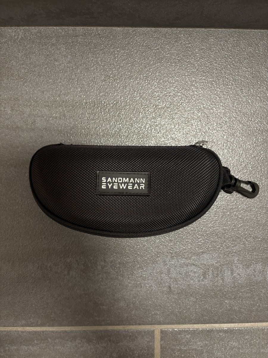 Altro in  Abbigliamento & Accessori: Sandmann Eyewear Brillenetui Schwarz – Nuovo (secondo la descrizione) da Rümlang venduto da svent 1