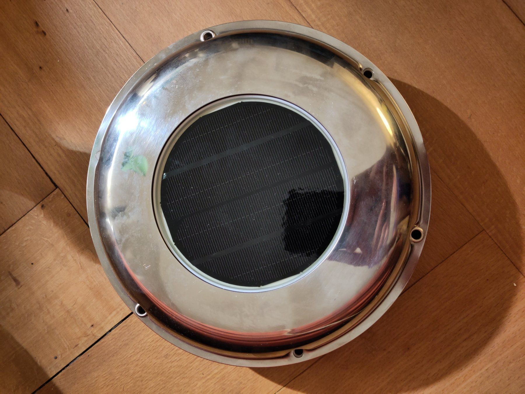Ventilateurs: Sunvent Solar Ventilator – Neuf avec emballage d'origine à Bern par tob_scm7 1