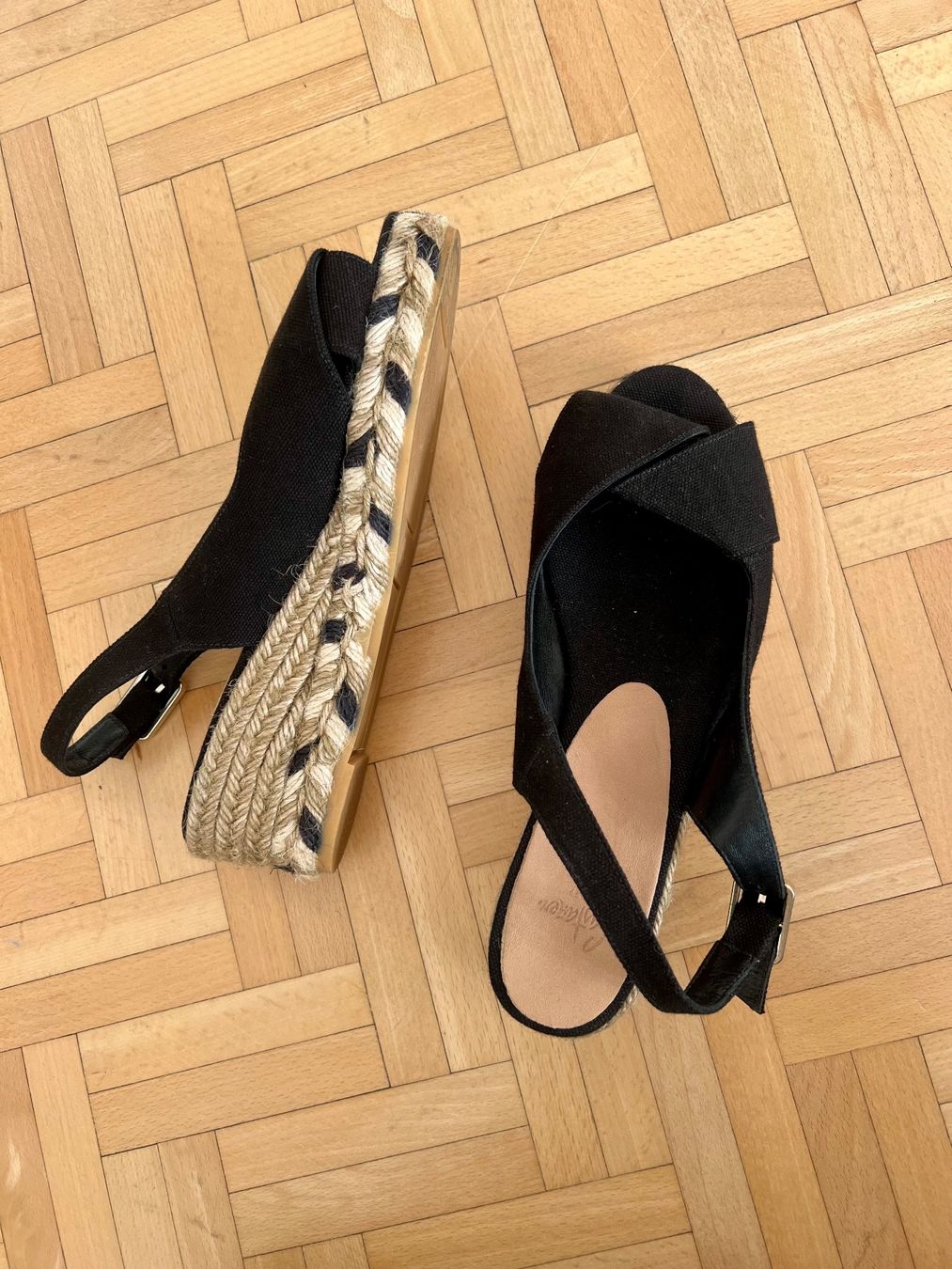 Scarpe da donna: Castañer espadrille taille 37 – Usato da Fribourg venduto da Monalisa_13 1