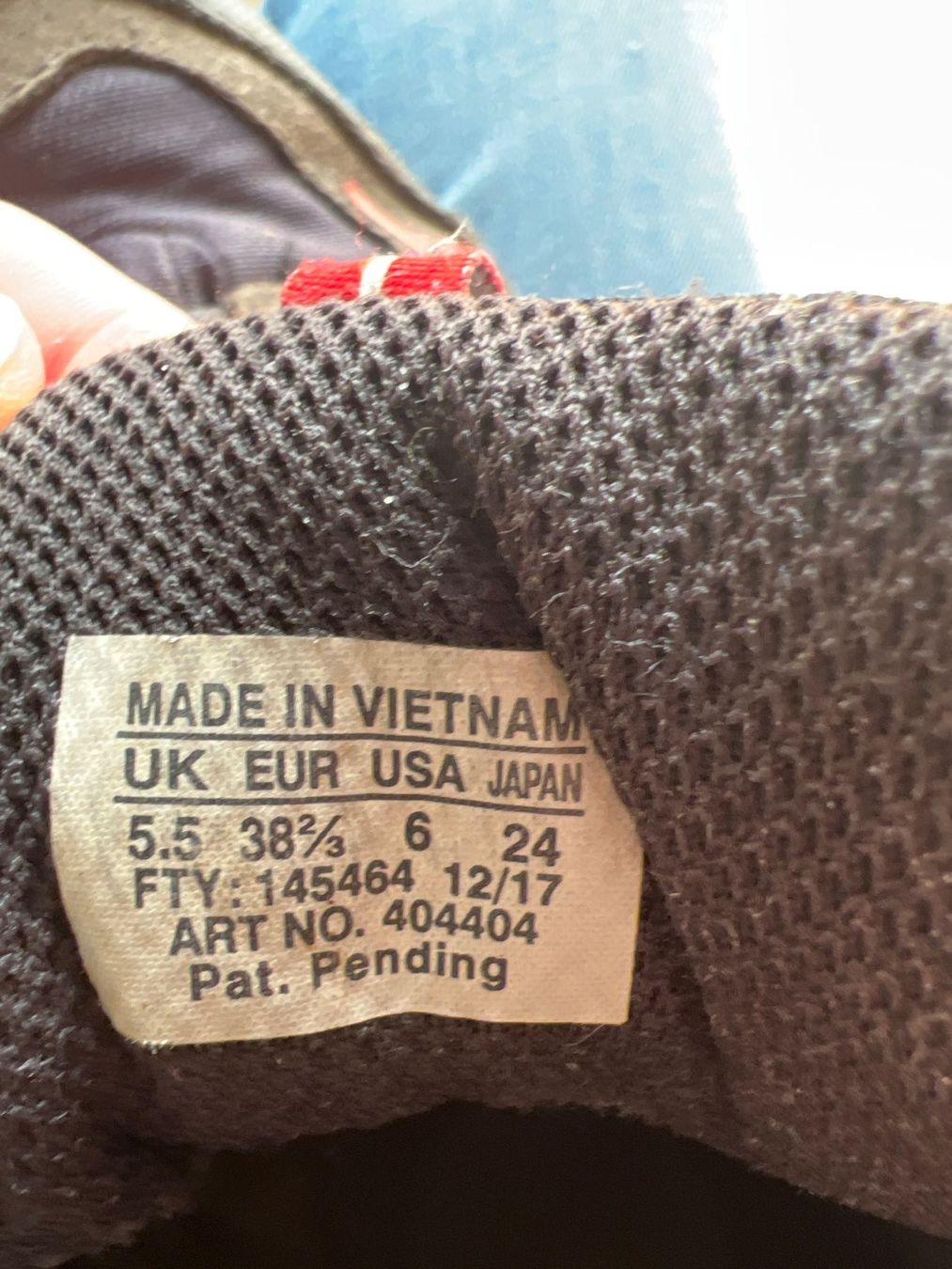 Salomon Scarpe per ragazzi: Salomon Trekking- Wanderschuh 38.5 – Usato da Beinwil am See venduto da brigittehug 4