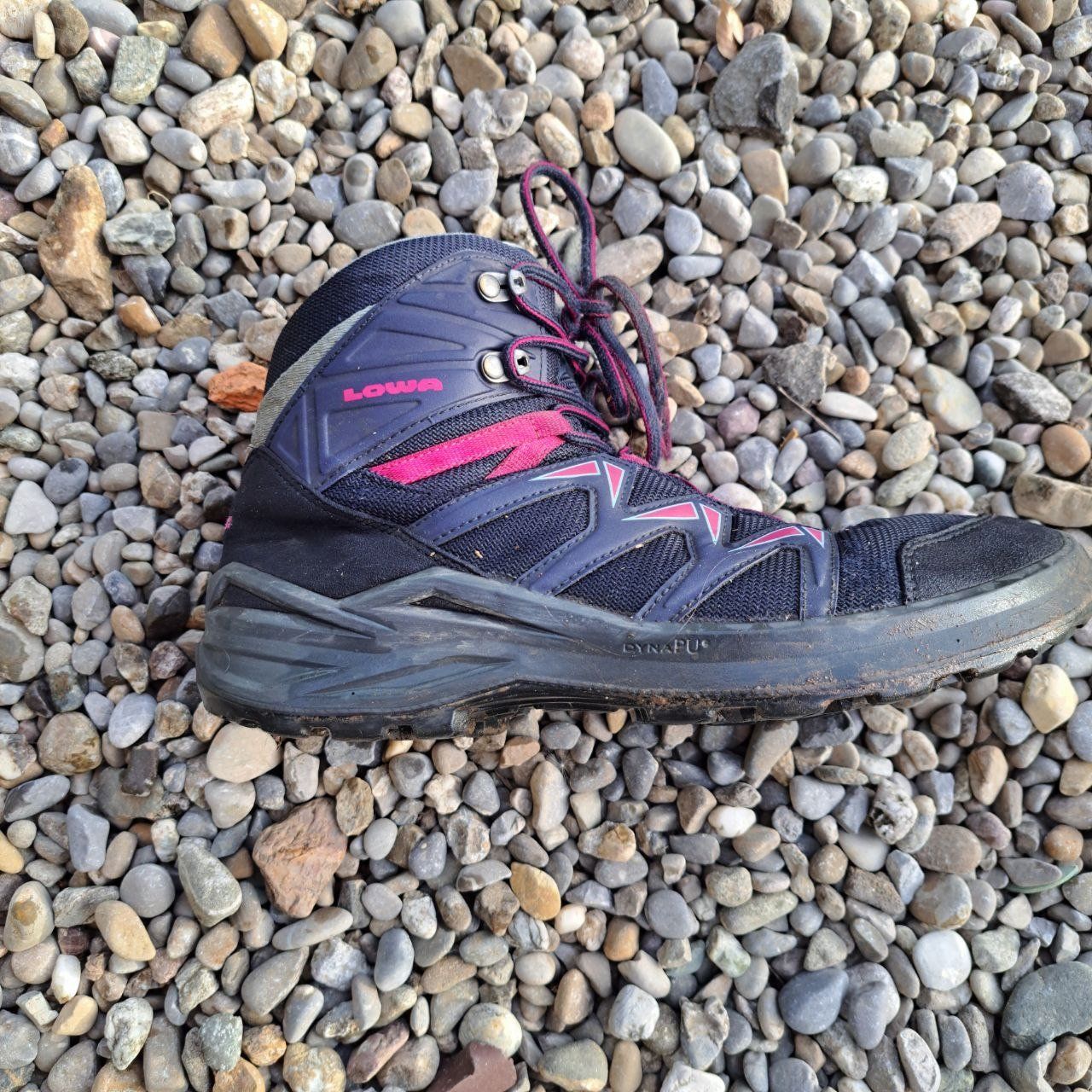 Lowa Scarpe per ragazze: Lowa Wanderschuhe Gr.39 – Usato da Hinwil venduto da Zilpzalp76 1
