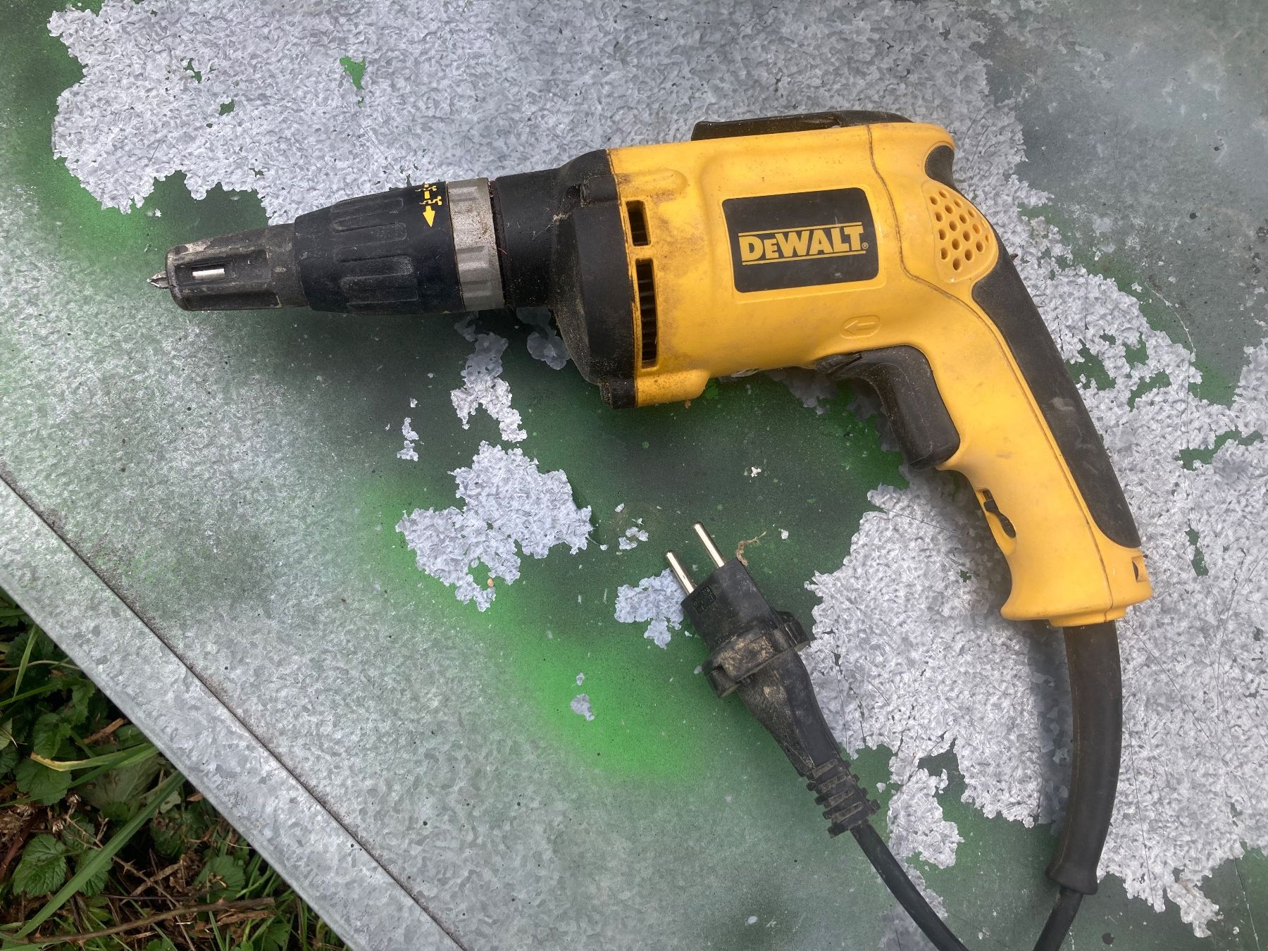 Dewalt Trapani: DEWALT DW274 - DeWALT Trockenbauschrauber - DeWALT – Usato da Heimenschwand venduto da Beuggerts