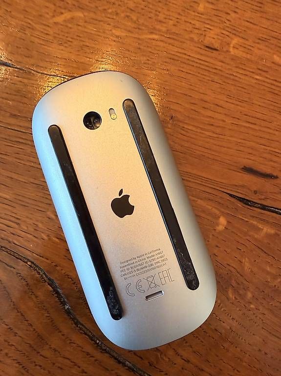Apple Mouse: Apple Magic Maus 2 Schwarz – Usato da Pfäffikon ZH venduto da jon_r7c8 1