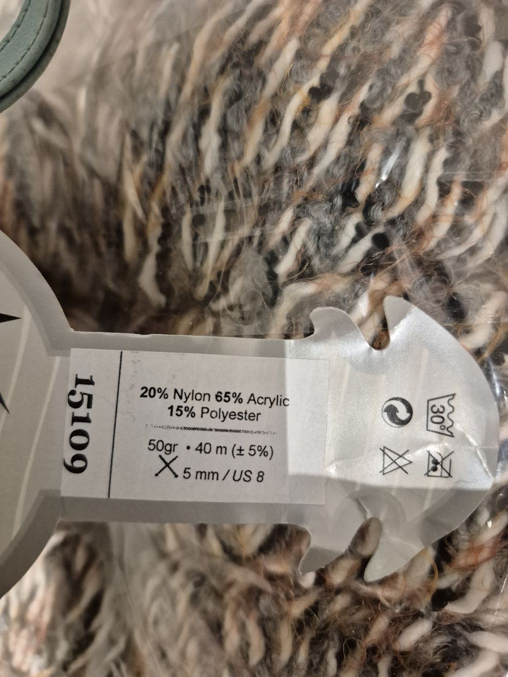 Wolle: laine  – Neu und originalverpackt aus Obermumpf von Dadacaramel 2