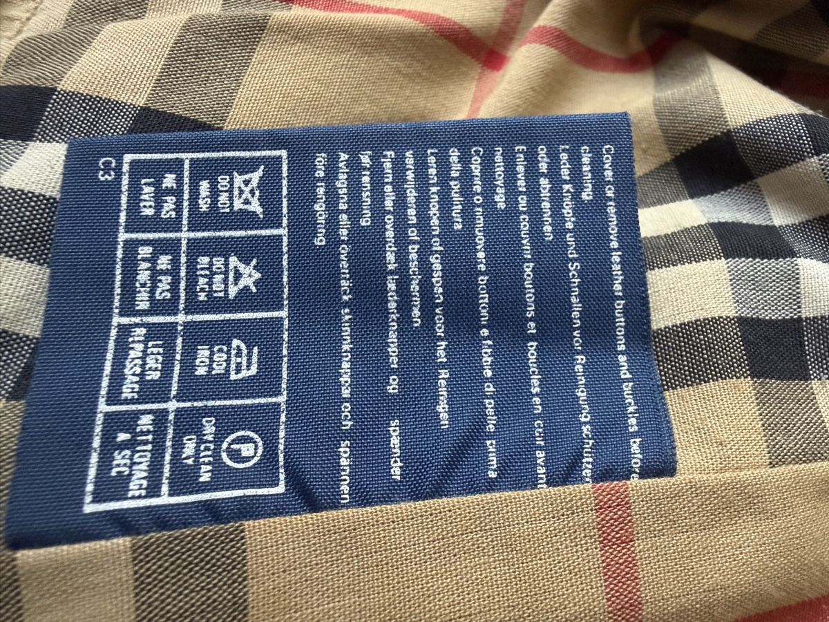 Burberry Cappotti: Burberry Trenchcoat Grösse 44/16 – Usato da Wittenbach venduto da cherubina 6