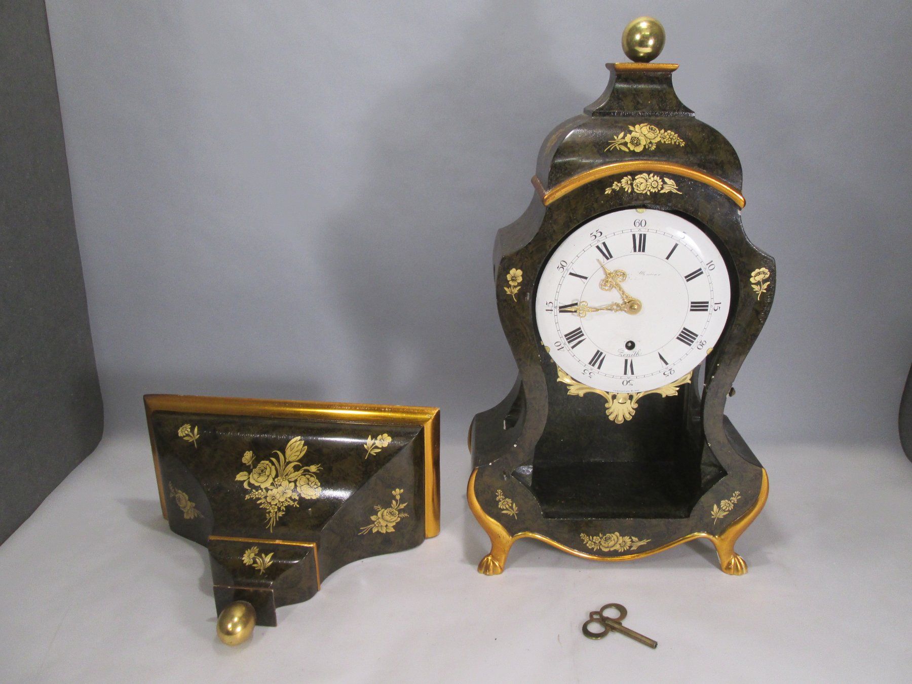 Orologi da terra & Orologi da parete: original ZENITH Neuenburger Pendule mit Wandsockel – Difettoso da Rapperswil SG venduto da designandmore