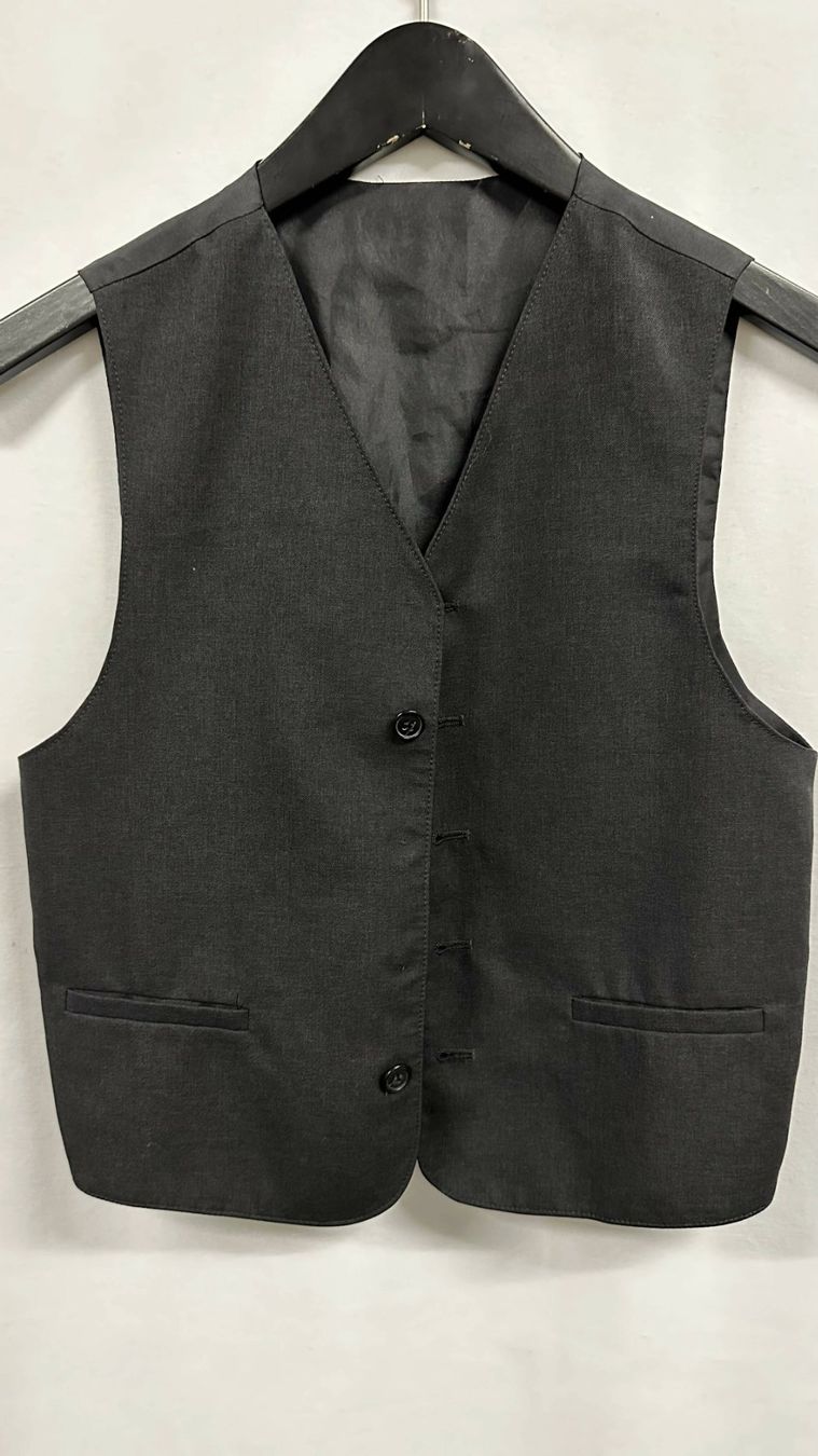 Gilets & Westen: schwarzes Gilet Gr. XS / S – Gebraucht aus Sarmenstorf von taosun1 1