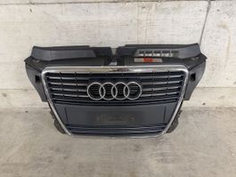 Original Audi A3 8P Facelift Kühlergrill