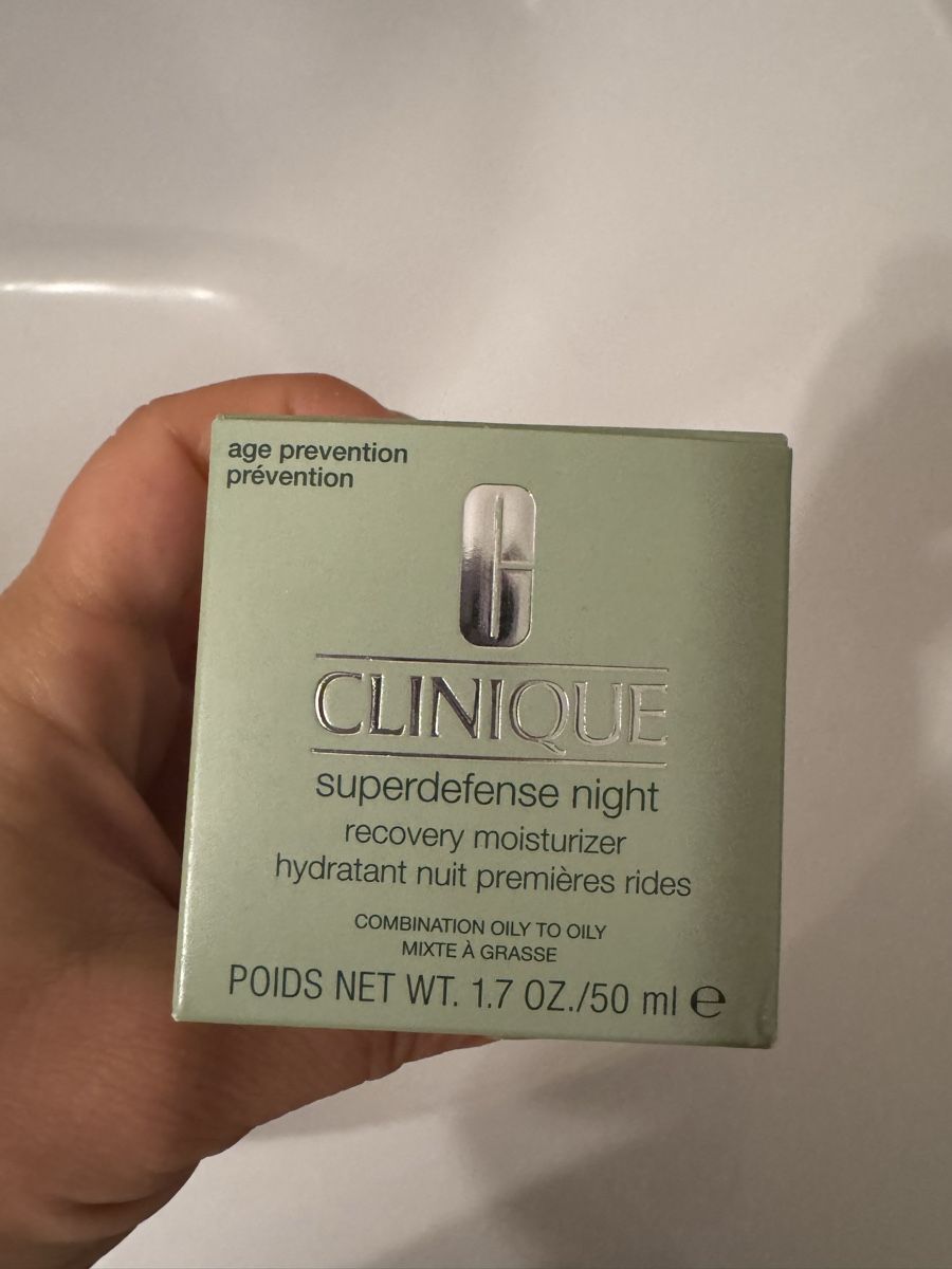 Clinique Cura del viso: Clinique superdefense night – Nuovo e nell'imballaggio originale da Bergdietikon venduto da LA-Sunshine