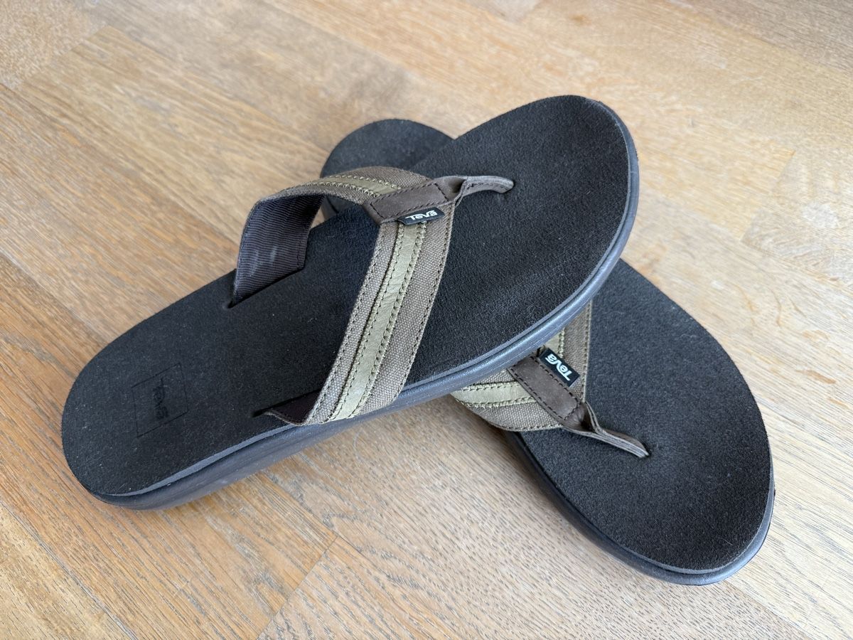 Flipper: Teva Flip-Flops Herren Gr. 44.5  NEU – Nuovo (secondo la descrizione) da Reinach AG venduto da innamac