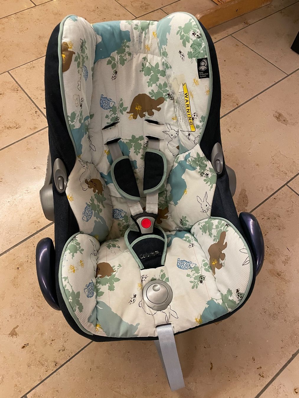 Maxi-Cosi Seggiolini per auto: Maxi Cosi Cabriofix vollausgestattet – Usato da Embrach venduto da Smart0