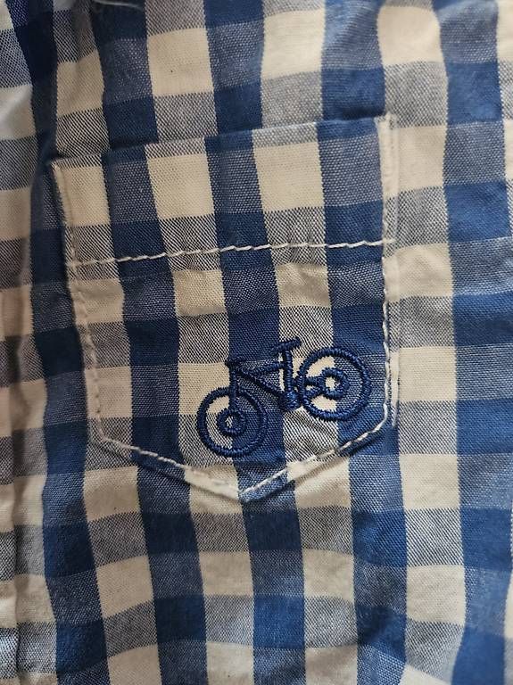 Camicie, Top & T-shirt: T-Shirt / Hemd 62 – Usato da Winterthur venduto da sim_g6ny 2