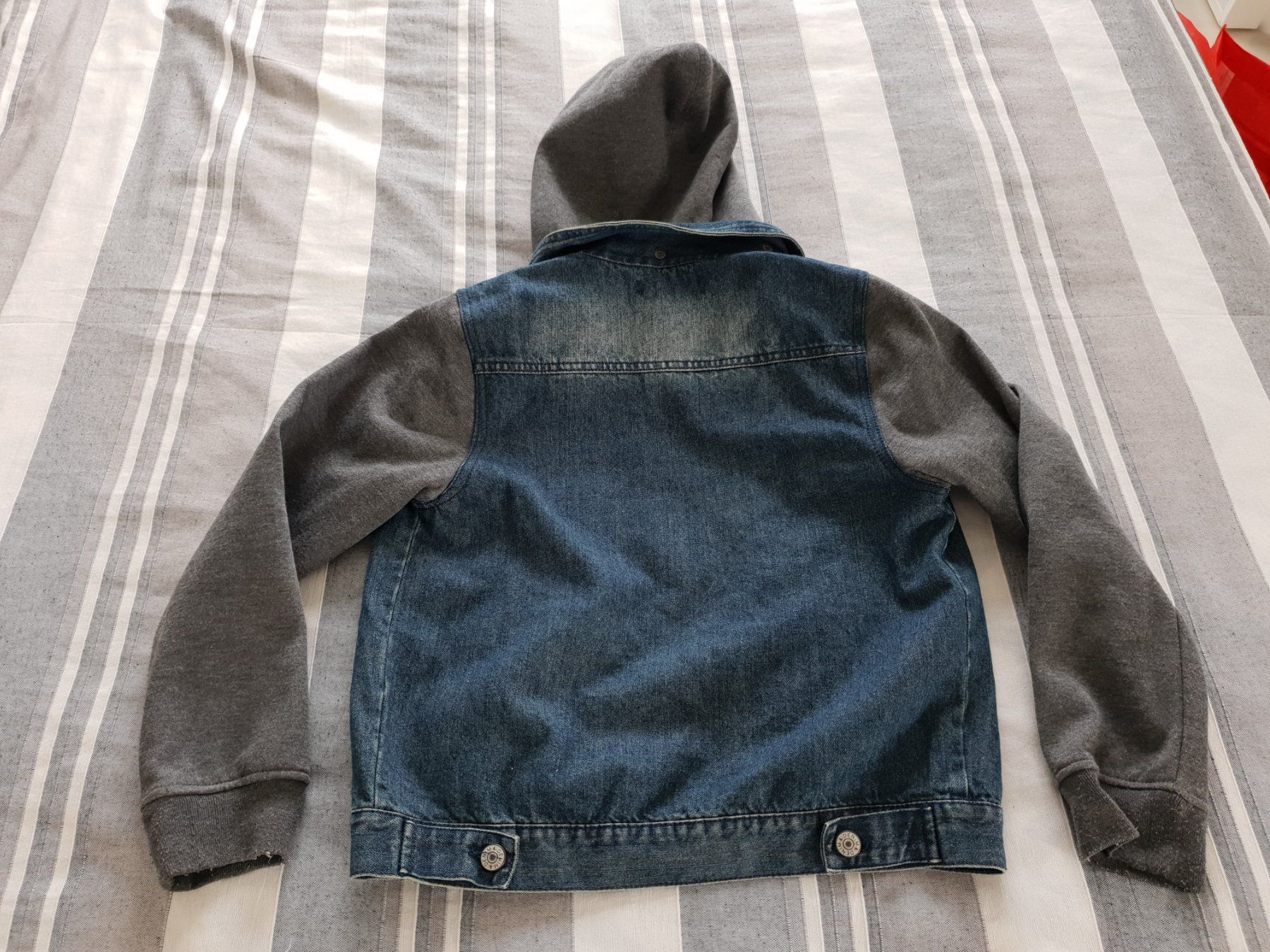Jacken: Jeansjacke 12 Jahre neuw. – Gebraucht aus Kreuzlingen von LOL101 1
