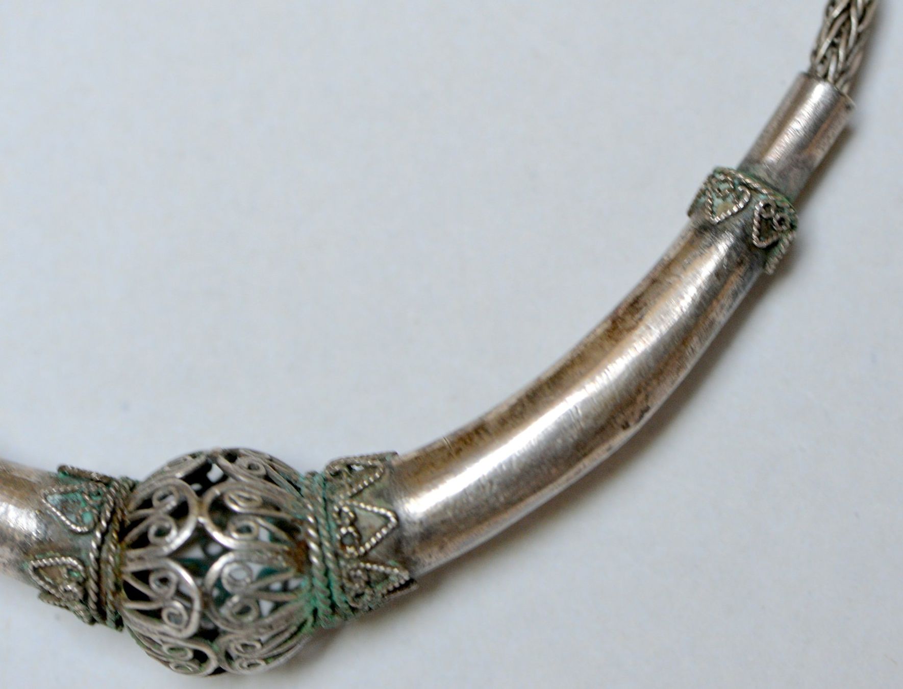 Colliers: Ancien collier en métal – D'occasion à Neuchâtel par Neuchatel 4