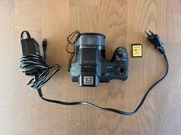 Sony Cyber-shot DSC-HX100V  30x Zoom  voll funktionsfähig