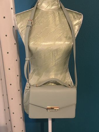 Handtasche Umhängetasche hellgrün guter Zustand neuwertig
