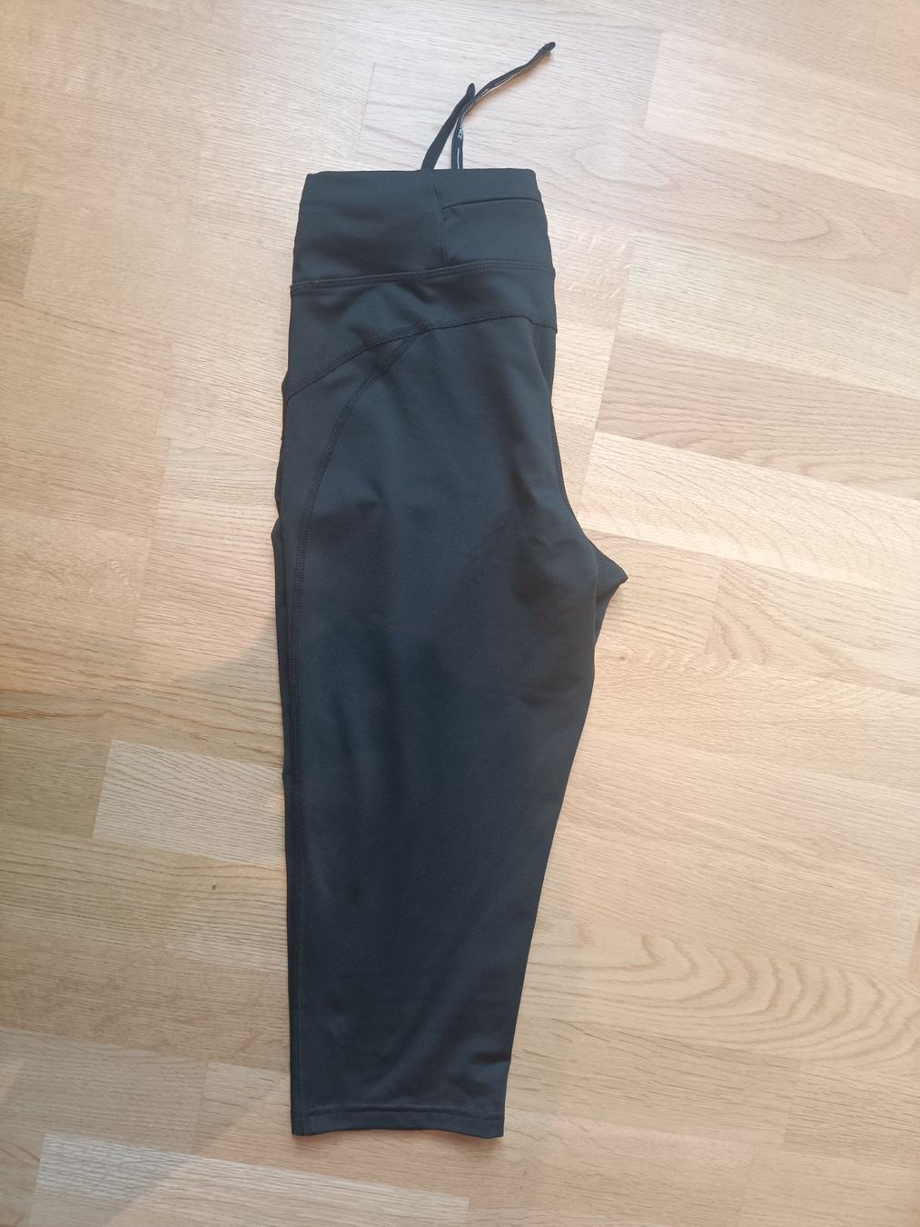 Leggings: 3/4 Sportleggin – Usato da Bern venduto da joh_x7lj 1