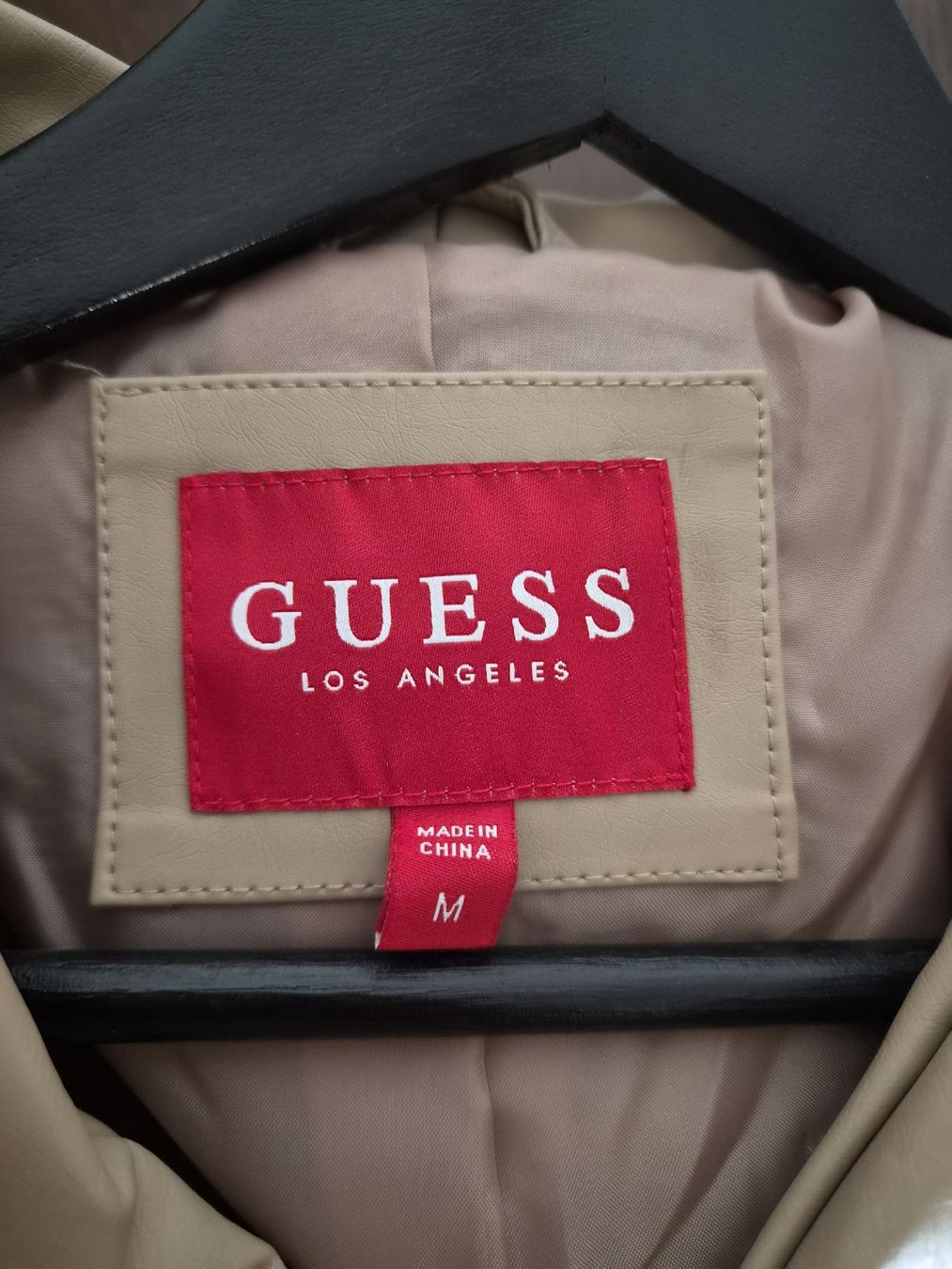 Guess Jacken: Guess Jacke – Neu (gemäss Beschreibung) aus Glattfelden von Ivana5288 2
