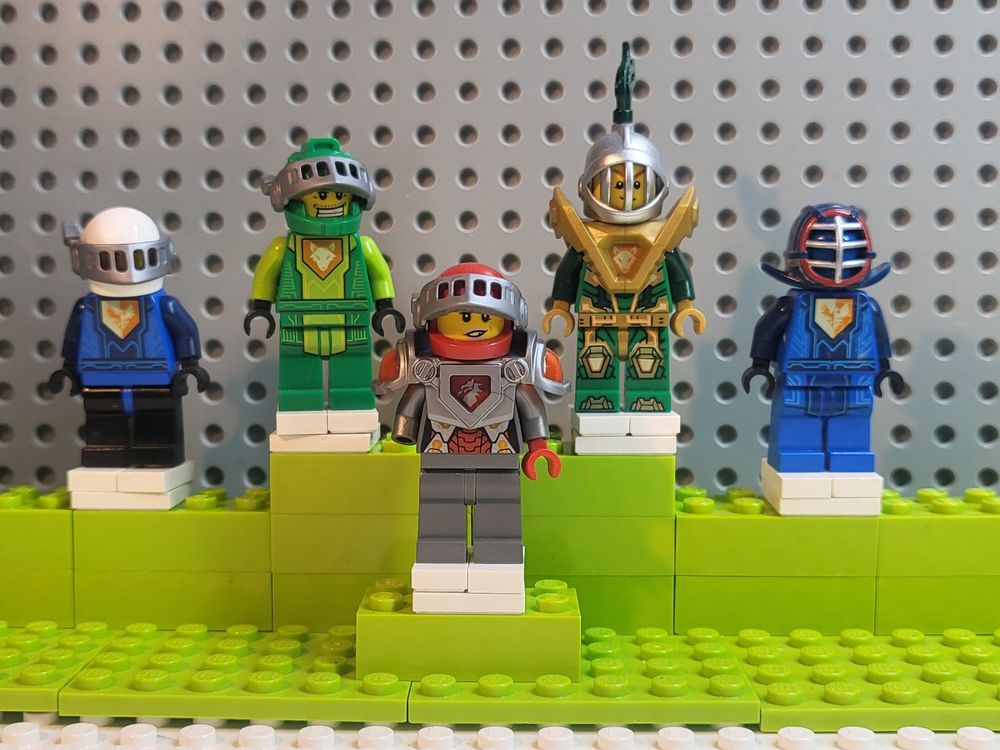 5 Lego-Minifiguren, Original oder viel Eigenkreation | Kaufen auf Ricardo