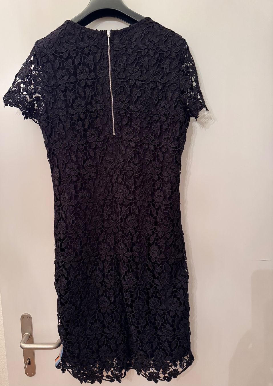 Hugo Boss Kleider: Hugo Boss Damenkleid – Gebraucht aus Zürich von VictoriaGVA 4