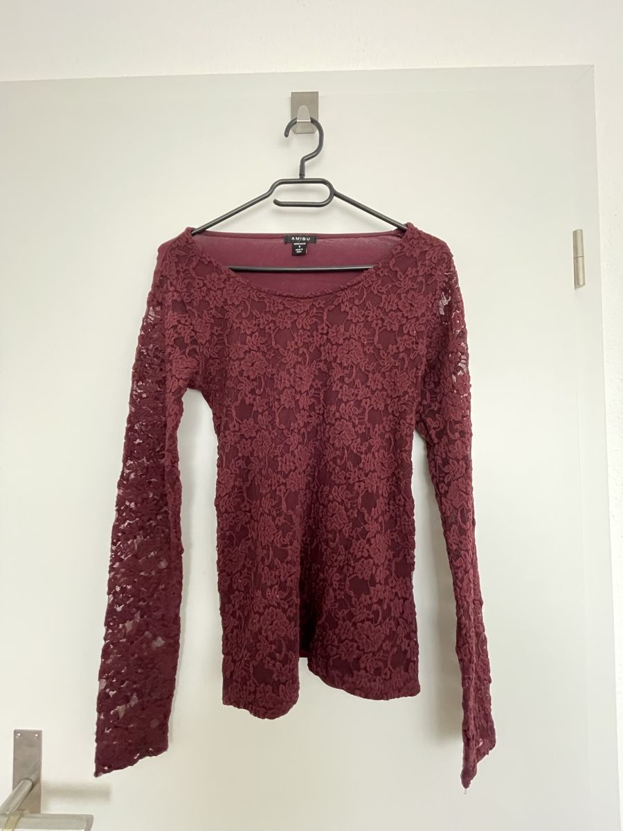 Pulls & Sweat-shirts: Burgunderfarbener Pullover mit Spitzenstoff – D'occasion à Neuenegg par aba_g85b