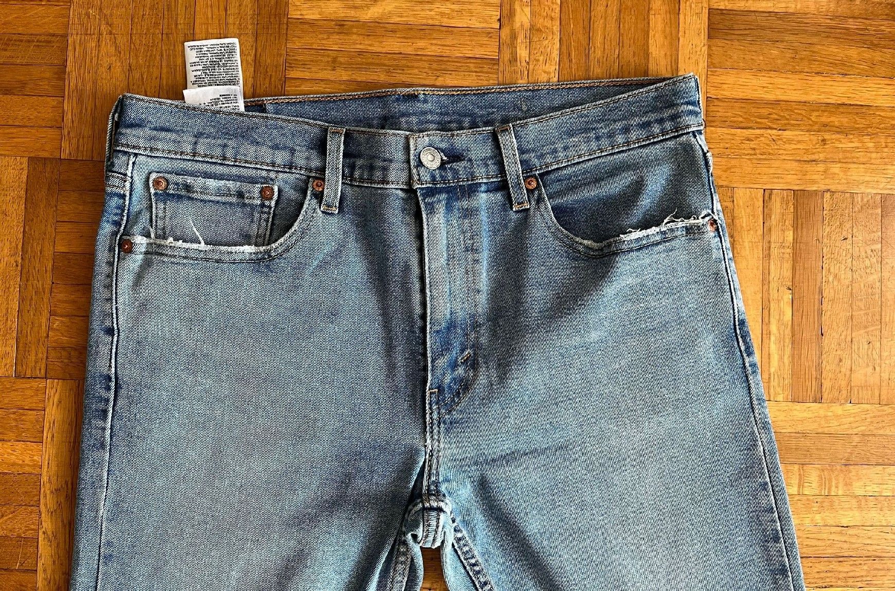 Levi's Jeans: Jeans Levi's 33 / 32 – Usato da Bussigny venduto da coltroc 1