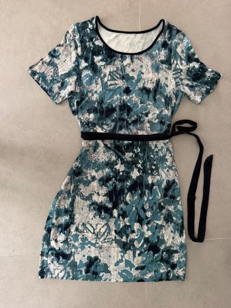 Robe d'été légère à motifs bleus - Taille M, parfait état!