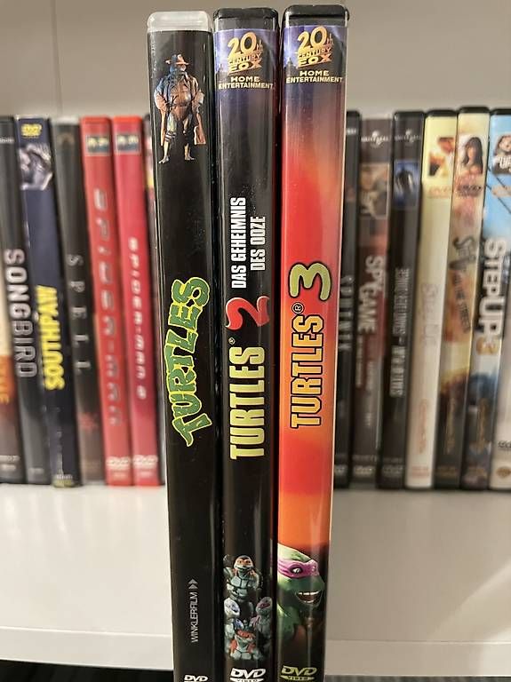 Alle DVDs: Turtles Trilogy – Gebraucht aus Olten von 2Southpaw8