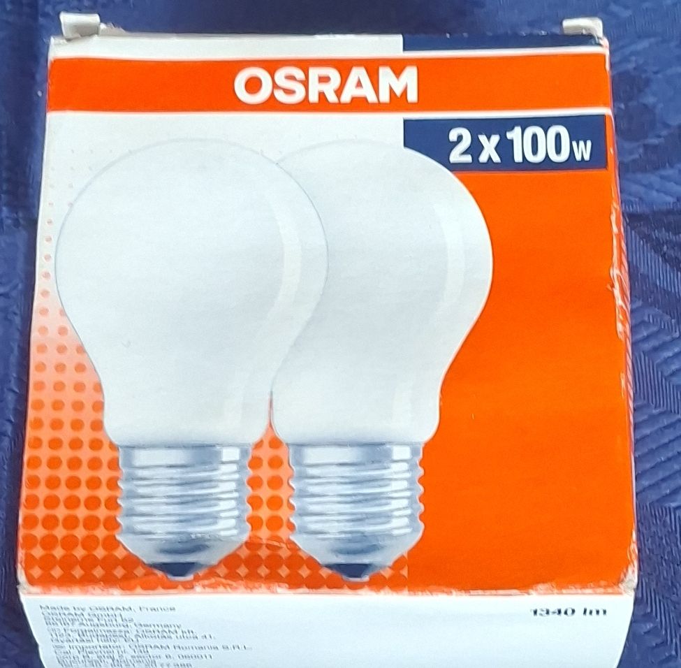 Osram Lampade: OSRAM Glühbirnen 2x100W E27 matt – Nuovo (secondo la descrizione) da Marbach LU venduto da antanarivo