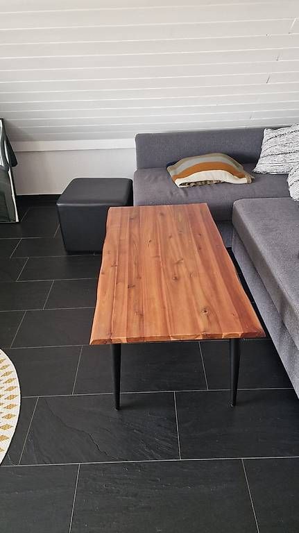Divani: Ecksofa mit Schlaffunktion inkl. Salontisch

 – Usato da Kriens venduto da Medstudent 2