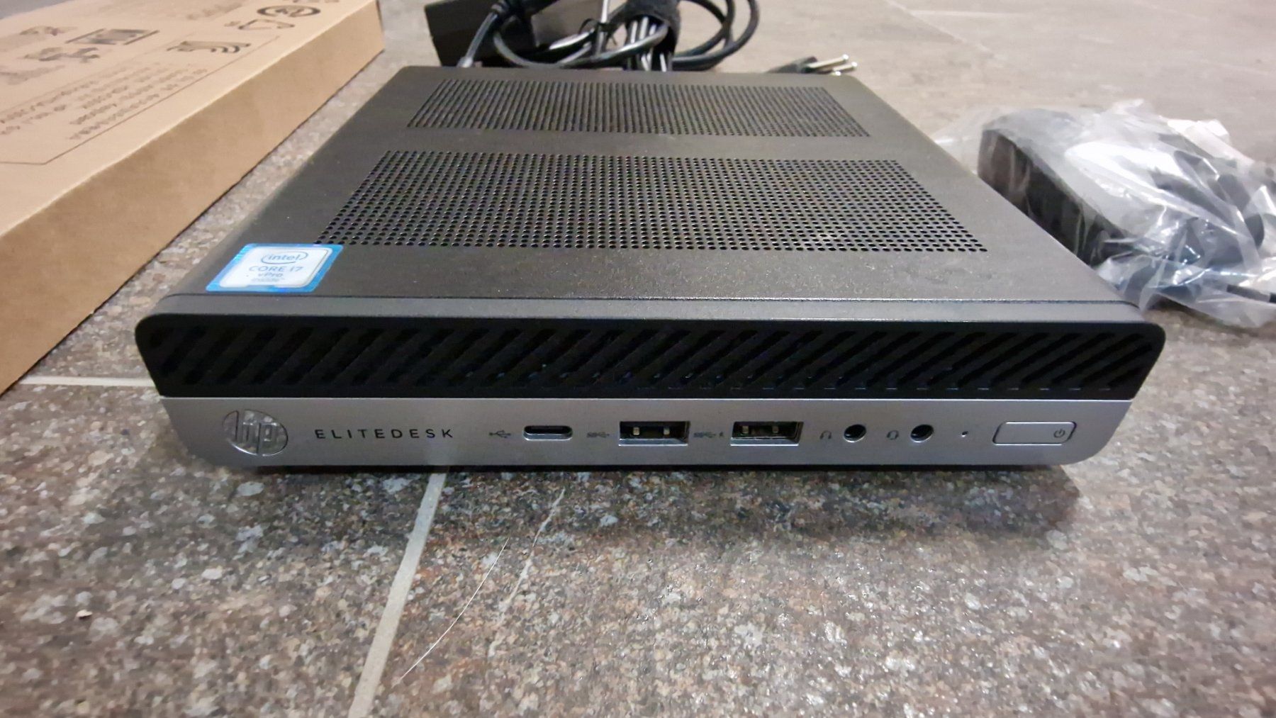 Hewlett Packard PC: HP MiniDesktop G3 komplett – Usato da Bern venduto da Skiper 1