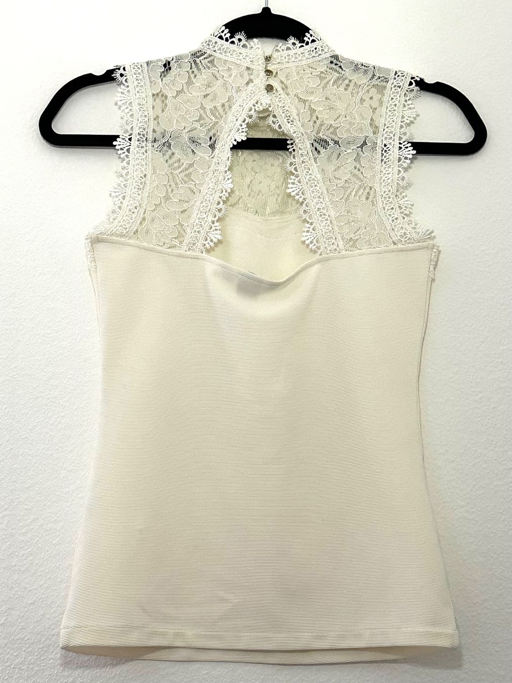 H&M Top: elegantes Spitzentop, creme, Grösse XS – Usato da Lustmühle venduto da sar_7xmy 1