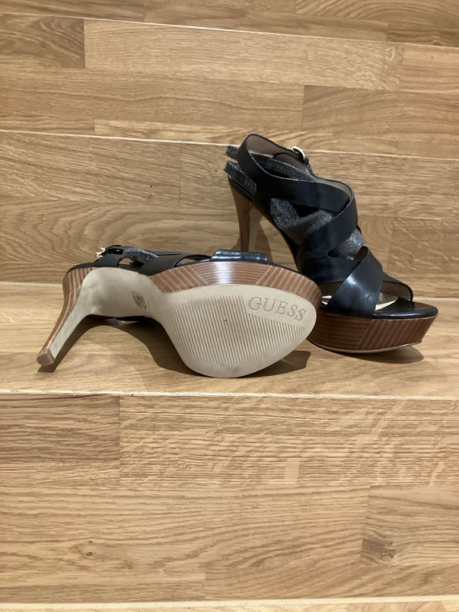Guess Scarpe da donna: Guess Schuh Gr39 – Nuovo (secondo la descrizione) da Wermatswil venduto da Nahele 2