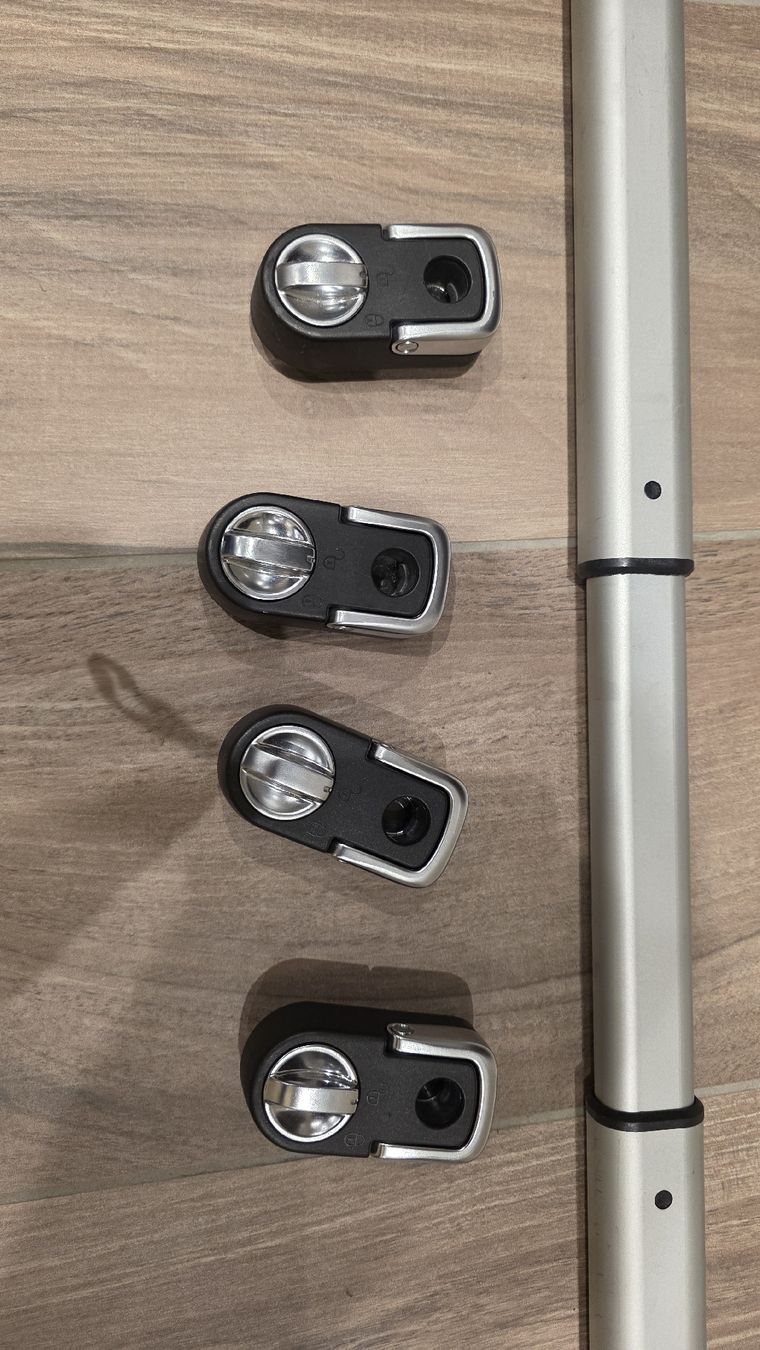 Land Rover Accessori per altri veicoli: Gepäckhaltesystem Landrover/Range Rover – Usato da Reichenburg venduto da ibiza18 3