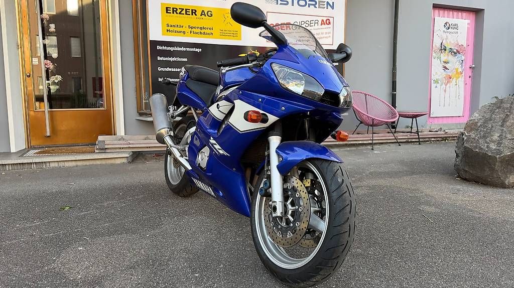 Yamaha Strasse: Yamaha R6 RJ03 | 1999 | 27'179 km | Originalzustand – Gebraucht aus Basel von Hangman776 4