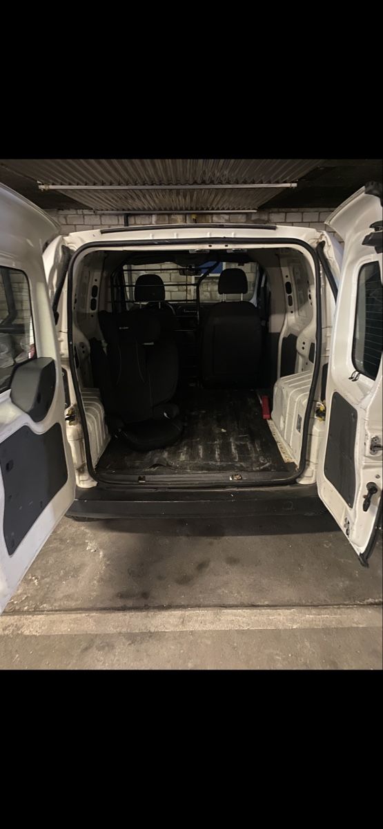 Veicoli commerciali: Citroen Nemo 1.4 HDi – Usato da Ostermundigen venduto da M45m78m01 4