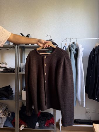 Strickjacke braun mit Knöpfen