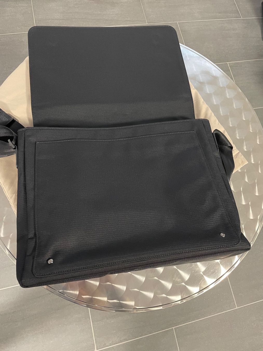 Taschen: Sacoche cuir Le Tanneur – Gebraucht aus Puplinge von Cechth 5