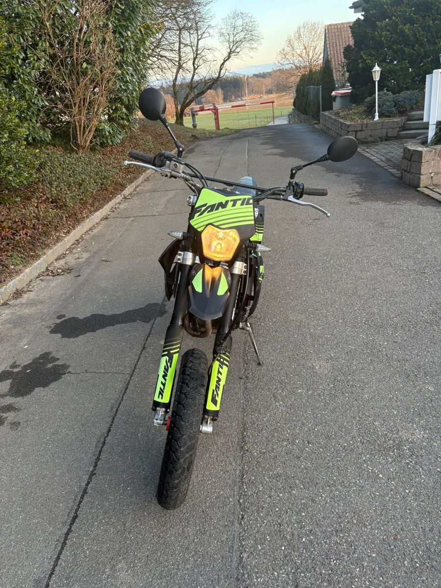 Fantic Strada: Fantic XMF 125 Performance – Usato da Wohlen AG venduto da Pflufli 1