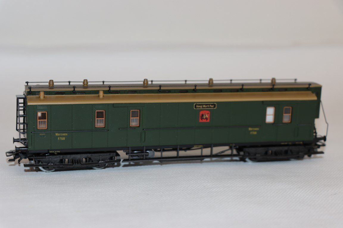 Modellini di ferrovie: Märklin Bahnpostwagen (5131-32) – Nuovo (secondo la descrizione) da Bäriswil BE venduto da WWYN-Liquidationen 2