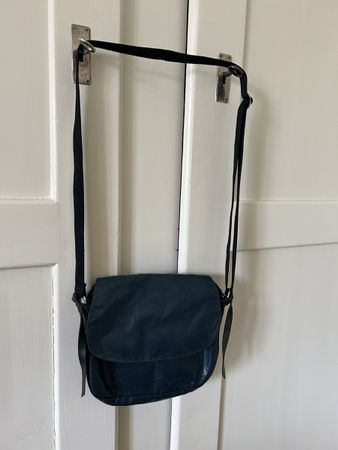 Kleine Umhängetasche dunkelblau