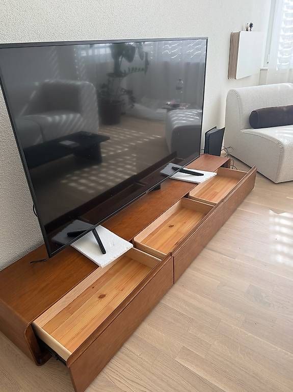 Mobili TV: Fernsehschrank (schwebend / hängend) – Nuovo (secondo la descrizione) da Au ZH venduto da Yanny5151 1