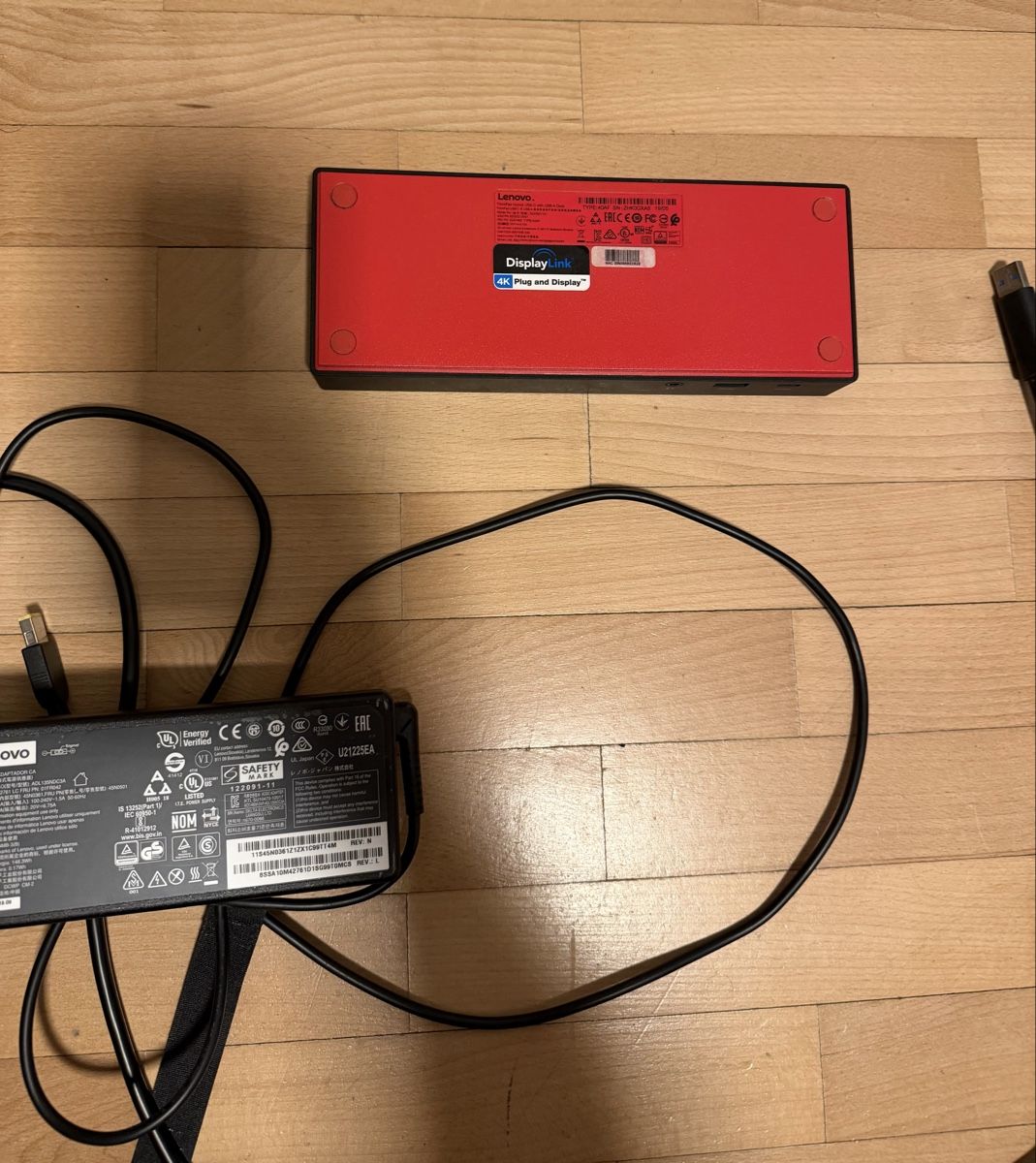 Lenovo Docking station: Lenovo Dockingstation DisplayLink gebraucht – Usato da Utzenstorf venduto da YT_ 1