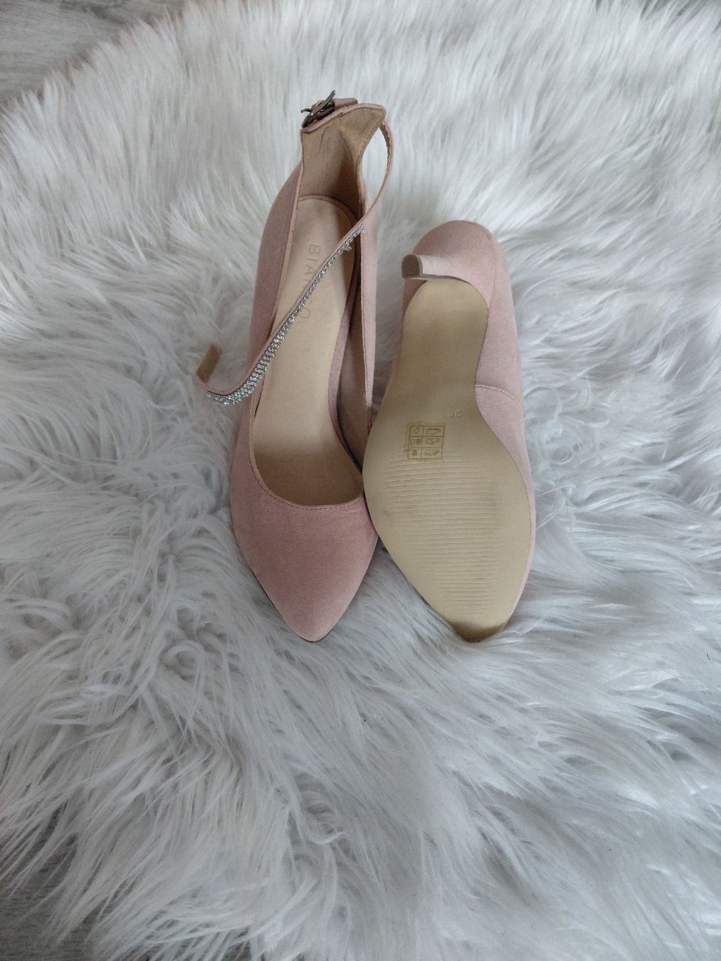 Scarpe da donna: Riemchensandalen mit Strass – Nuovo (secondo la descrizione) da Obermumpf venduto da Eje_2g5h 3