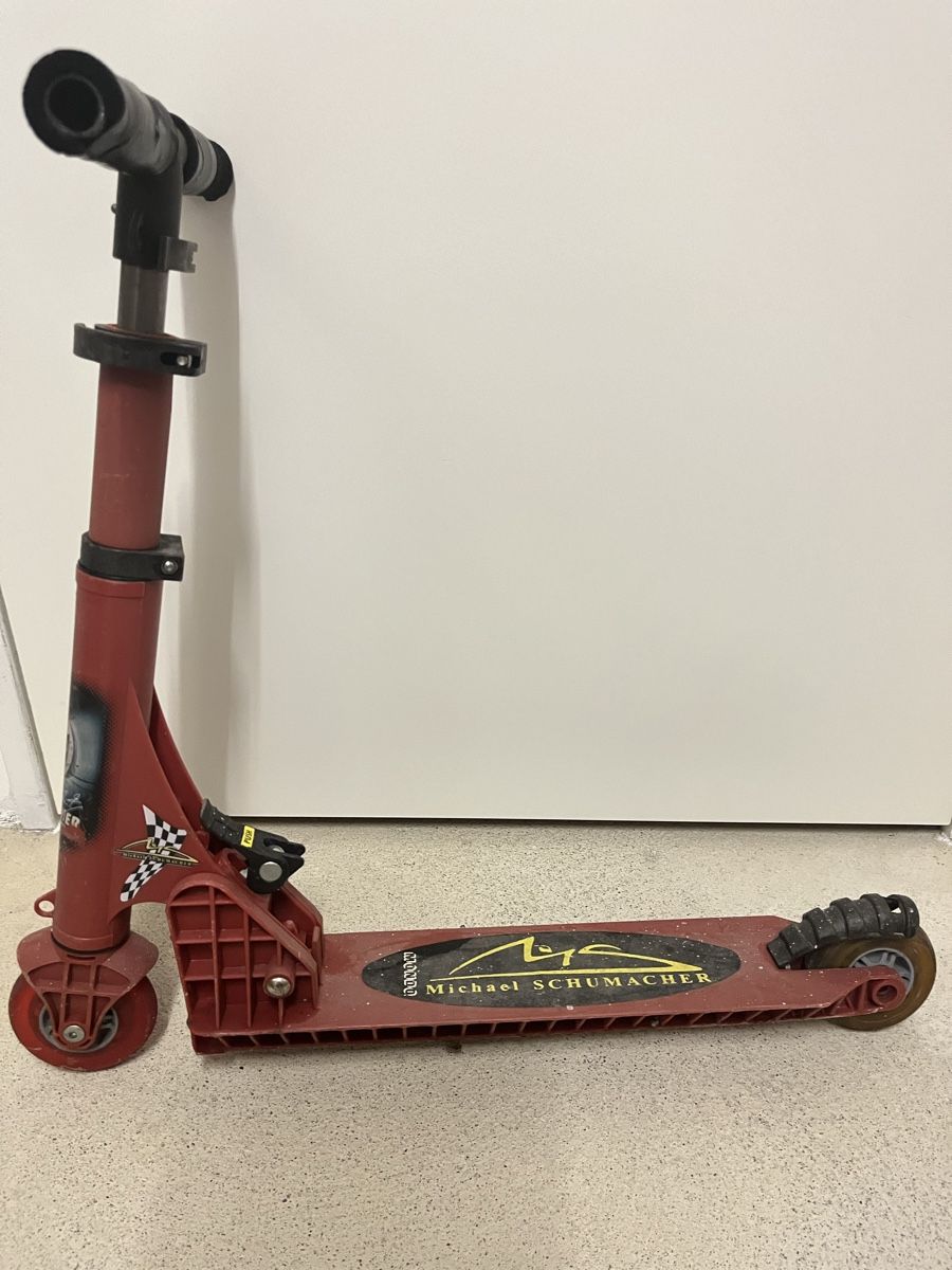 Kickboard: Seltene Trottinette - Michael Schumacher – Usato da Schlieren venduto da antonio-94