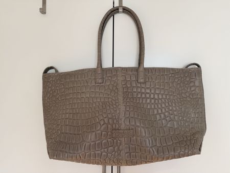Liebeskind Shopper in Kroko grau