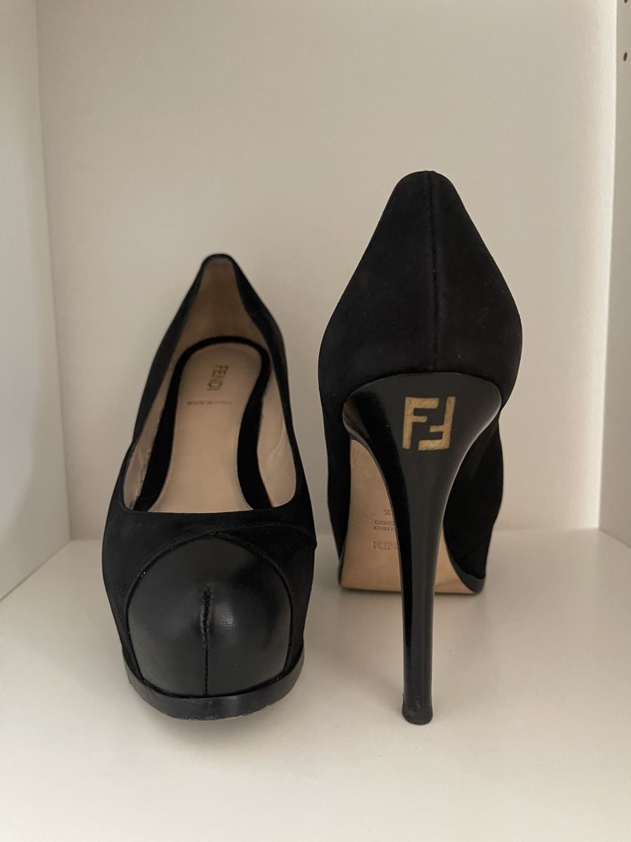 Fendi Scarpe da donna: Fendi black suede high heels size 37.5 – Usato da Lugano venduto da cri_djb
