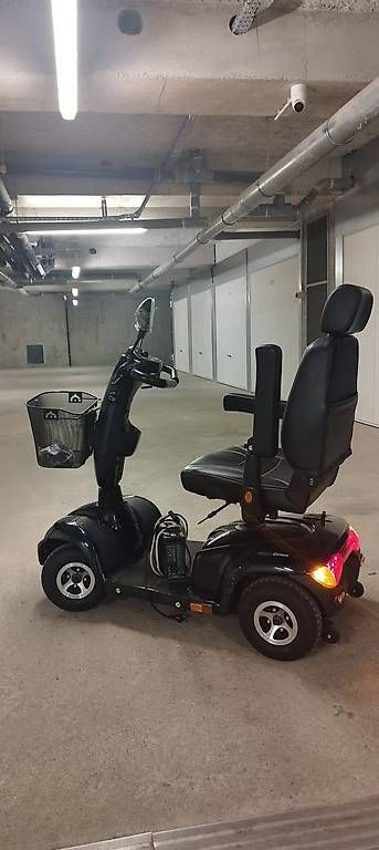 Veicoli elettrici: Scooter électrique PMR  – Usato da nyon venduto da mka_bn7r 4