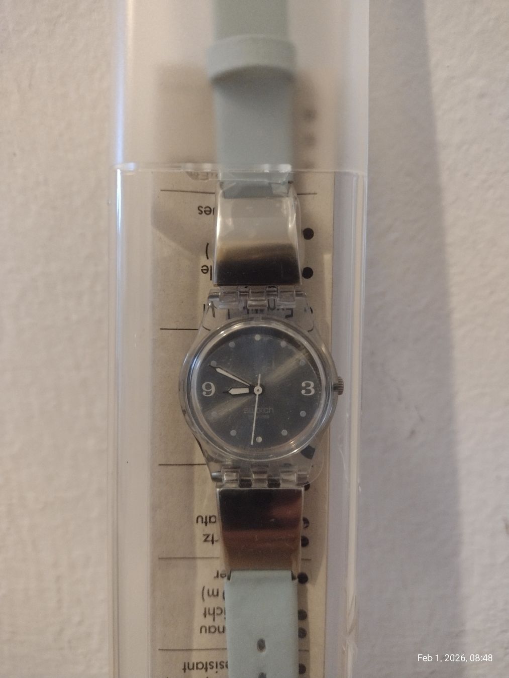 Swatch Orologi: Like New Swatch Watch: Silver & Blue Details – Usato da Zürich venduto da TrainLine 2