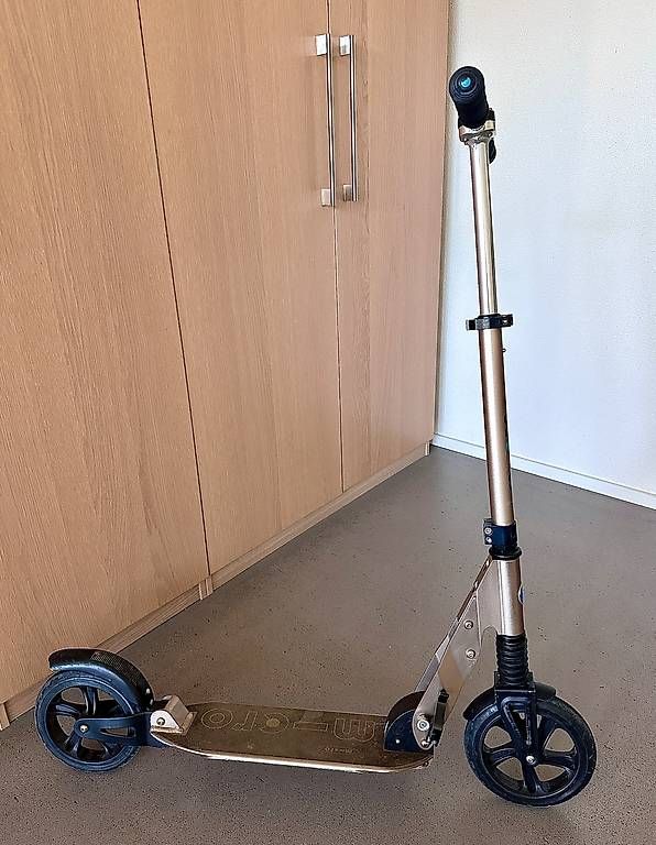 Scooter: Micro Scooter Suspension – Usato da Luzern venduto da Natalia_lu 1